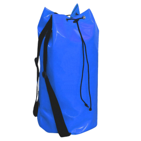 Blå 40L fallskyddsbag med vattentät design och förstärkt botten.