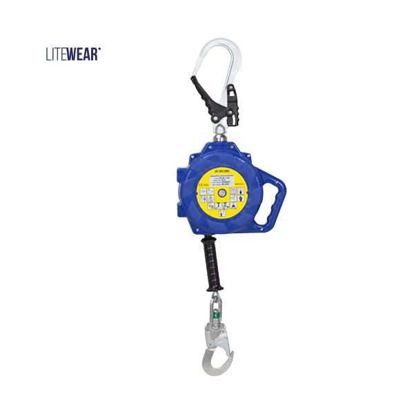 Fallskyddsblock med 15 m galvaniserad vajer och storkrok för säkerhet.